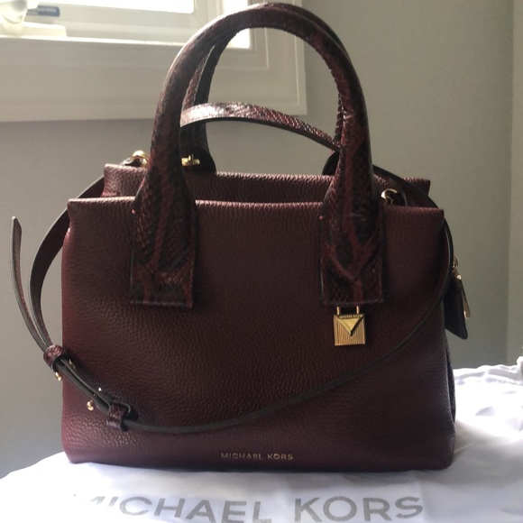 Michael Kors Purse - Picture 7 of 9